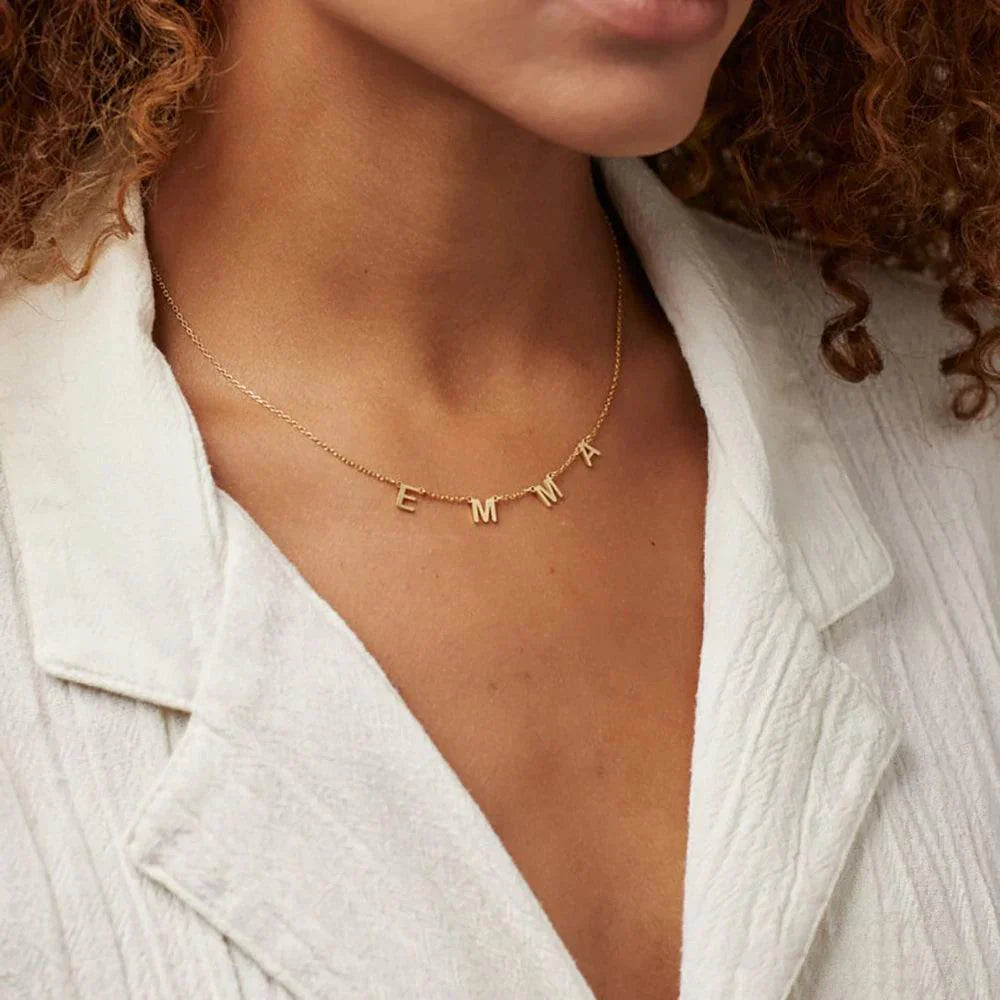 Colar personalizável - Até 9 Letras - Aço inoxidável - Banho em Ouro 18K